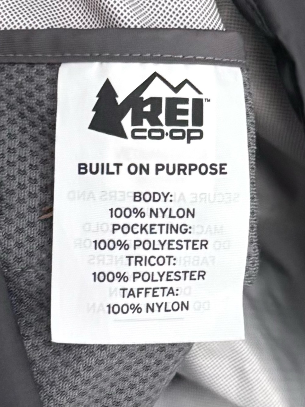 Rei Co-Op Men’s Rainier Windproof Waterproof Rain Jacket View 4